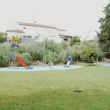 Mholidays Tomares Exterior foto